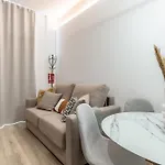 Banofi Flats - Aiora