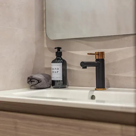 Deluxe - Aiora Walencja