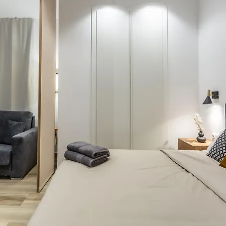 Deluxe - Aiora Apartment *