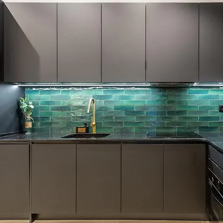 Deluxe - Aiora Apartment